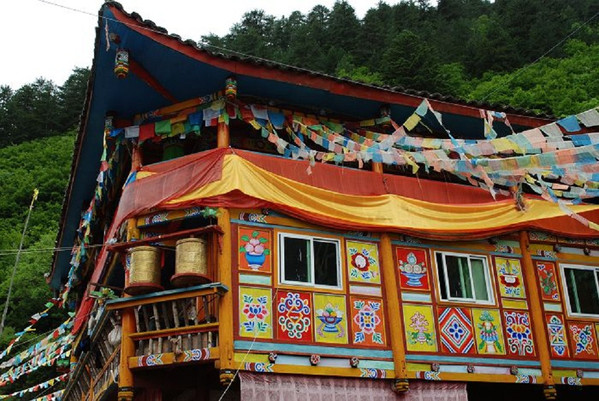九寨沟有住沟内的必要吗