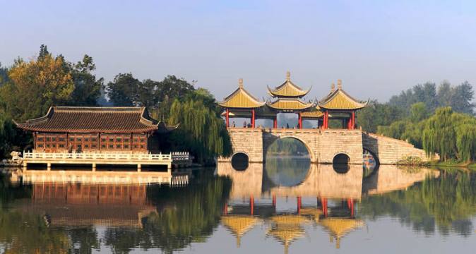 南京扬州3天2晚家庭爸妈游 · 司机兼向导全程陪同 · 慢节奏舒适省心 · 私家定制