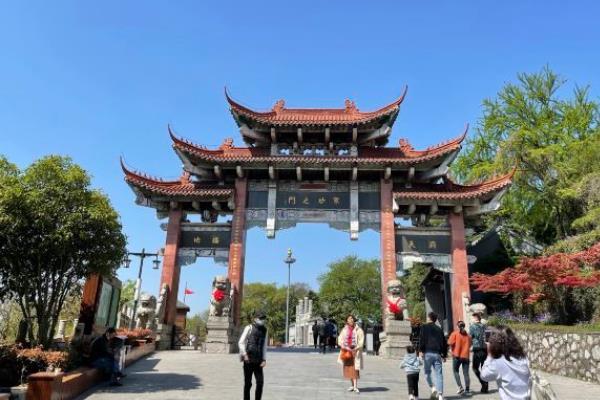 镇江疫情期间句容茅山景区暂停开放室内场所公告