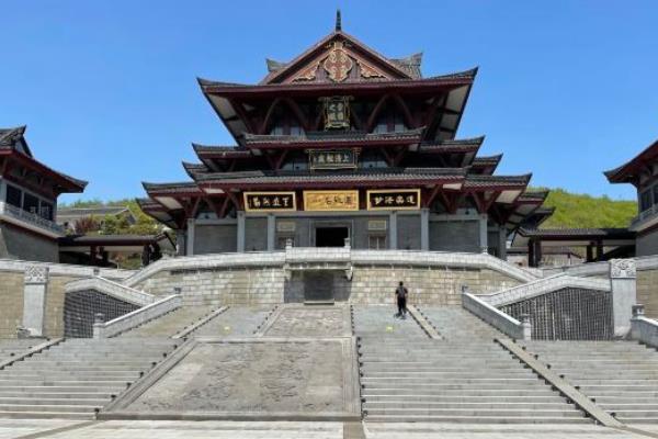 镇江疫情期间句容茅山景区暂停开放室内场所公告