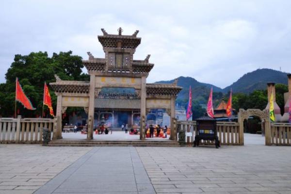 清明游七台河当月天气_清明游七台河穿衣指南_清明游七台河旅游餐厅推荐
