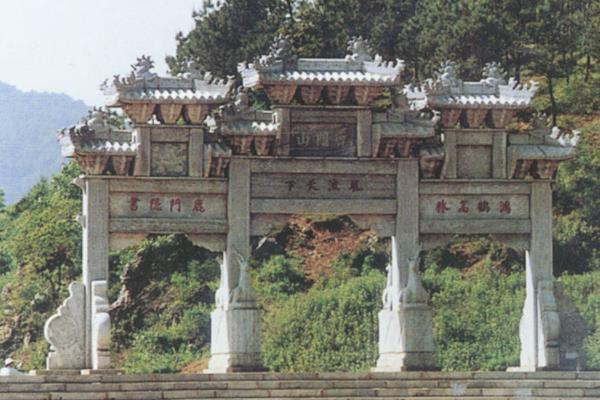 受疫情影响襄阳鹿门山景区暂停开放