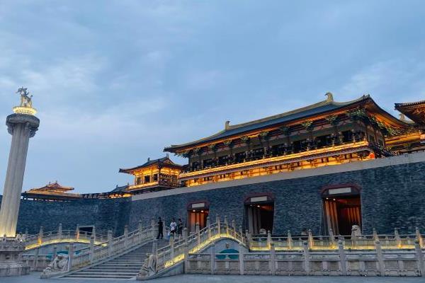 8月襄阳唐城恢复开放时间