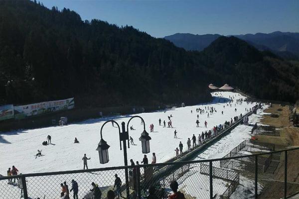 2021温州文成天鹅堡滑雪和温泉门票价格多少钱