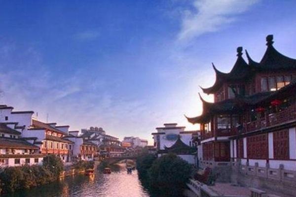 镇江一日游旅游攻略
