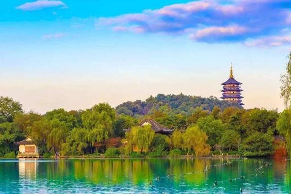 杭州西湖一日游该怎么玩比较好