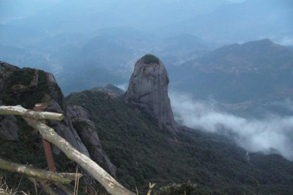 柳州元宝山徒步登山路线有哪些